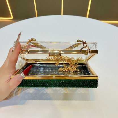 Elegante Abend-Clutch mit Kettenhenkeln