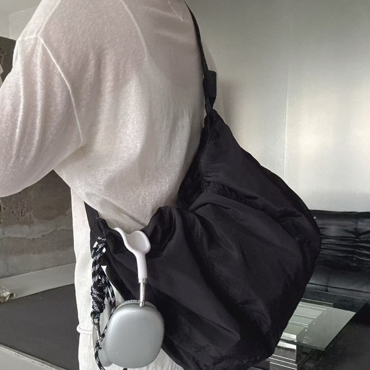 Funktionale Kordelzug-Schultertasche