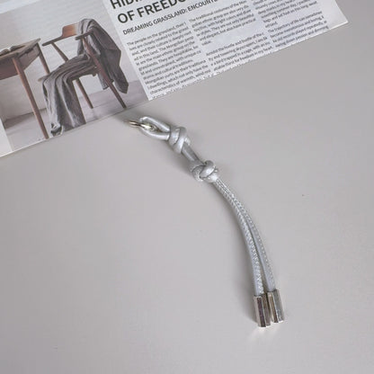 Stylischer Leder-Schlüsselanhänger Halter Brehn