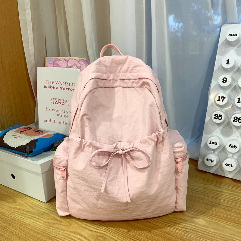 Lässiger Rucksack für die Schule mit Schleifen-Detail