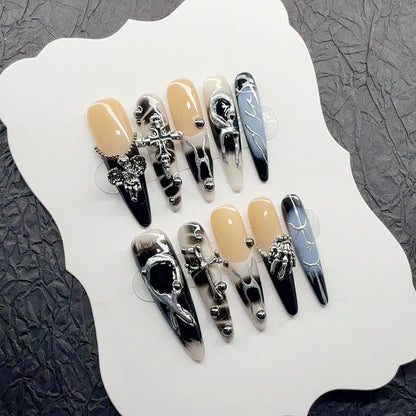 Gothic-inspirierte dekorative Press-On-Nagel-Set