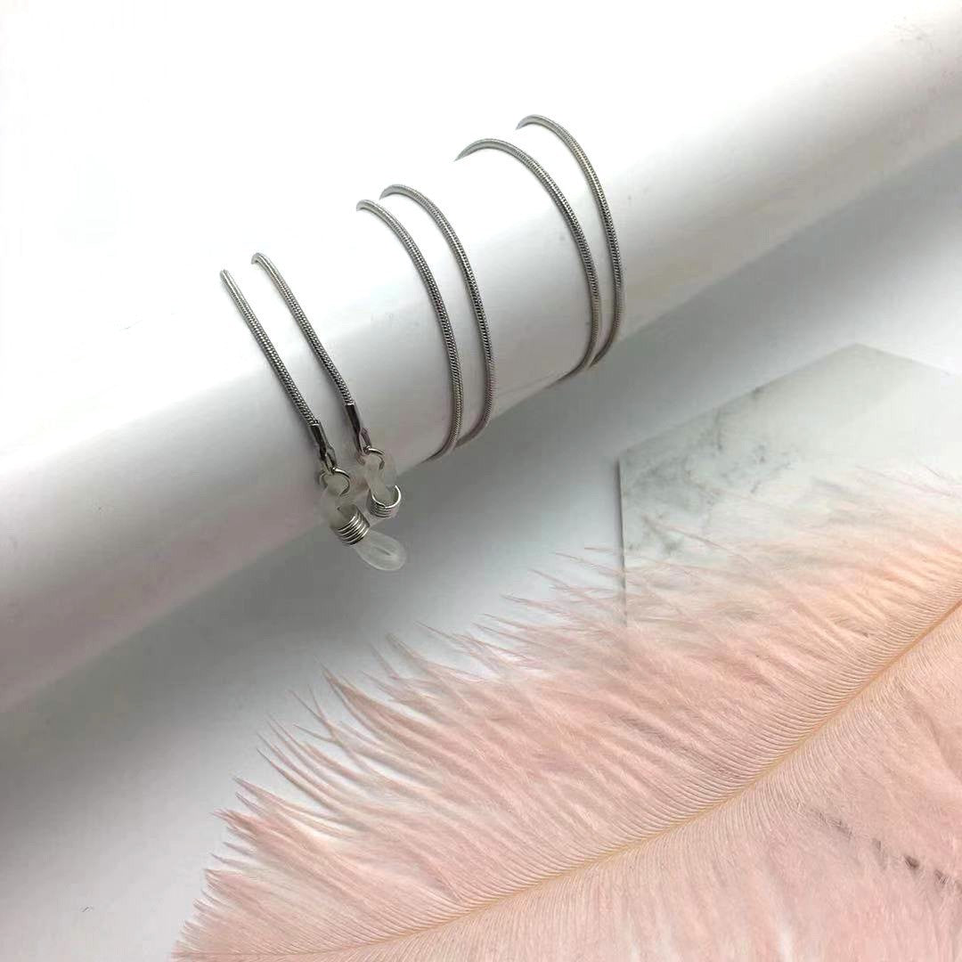 Sleek Eyewear Chain Brehn