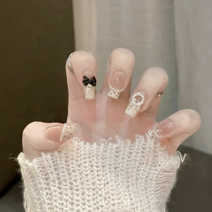 Premium dekoratives Nagelkunst Press-On Set Brehn