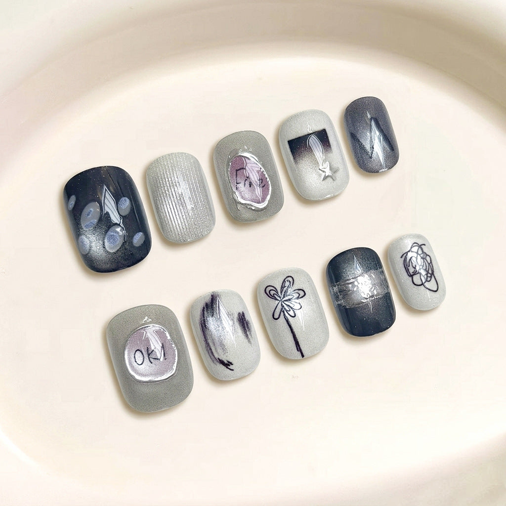 Artistisches Nageldesign-Kit
