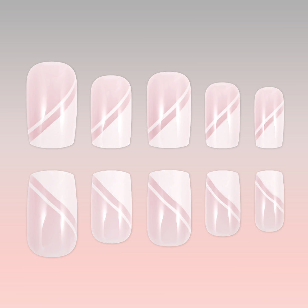 Elegantly gestaltetes geometrisches Nagelkunst-Set Brehn
