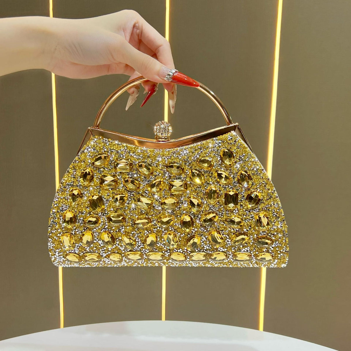 Vintage-inspirierte dekorative Handtasche