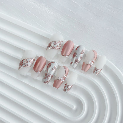 Deluxe Floral Press-On Nail Art Set