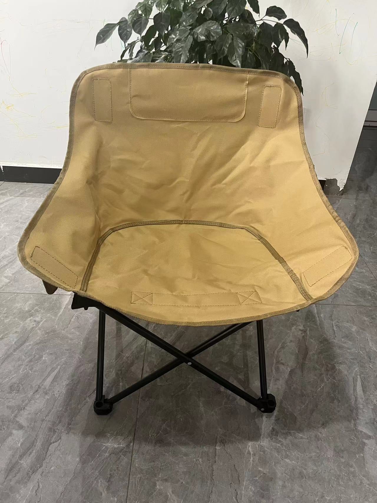 Klappbarer Camping-Tisch Mit Stabiler Holzoberfläche Brehn