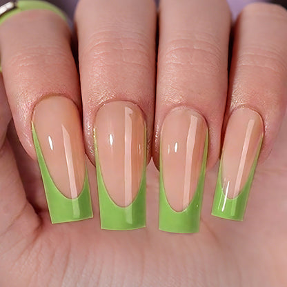 Kunstnagelset mit natürlichem Look Brehn