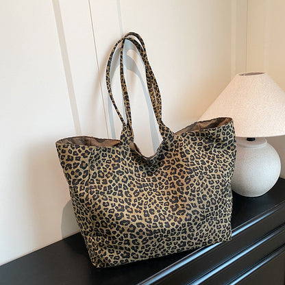 Geräumige Leopard-Print Tragetasche