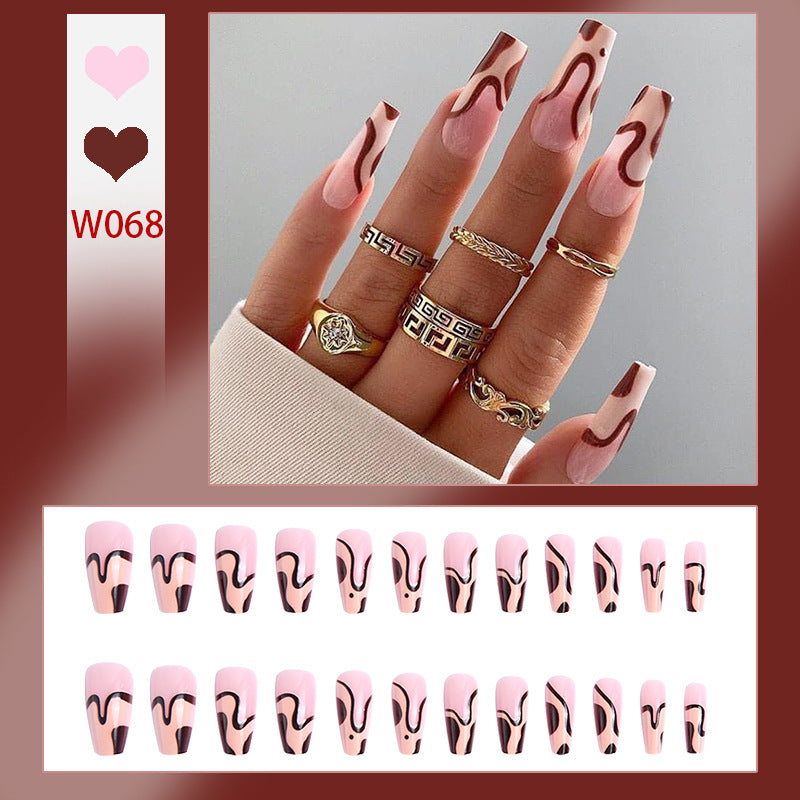 Kunstnagelset mit elegantem geschwungenem Design Brehn