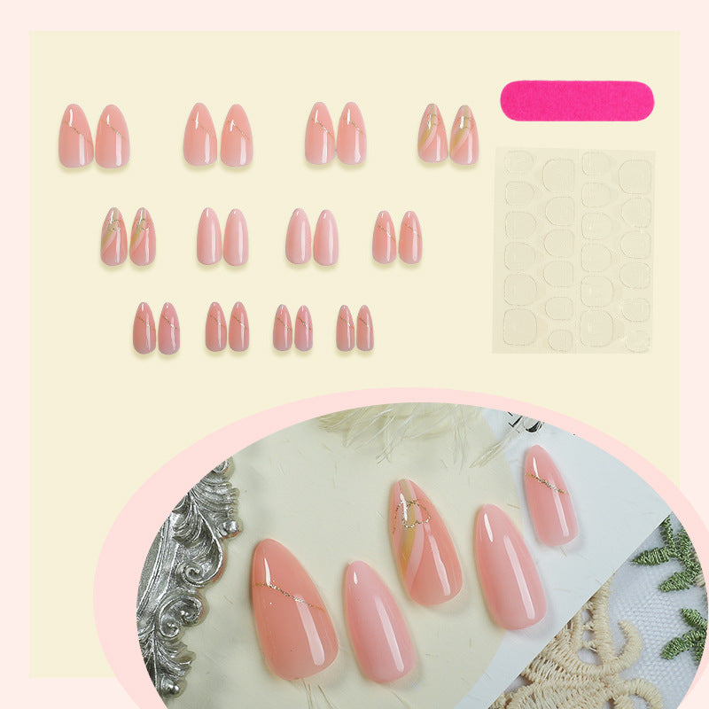Kunstnagelset mit elegantem, floralem Design Brehn