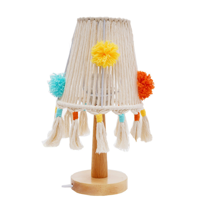 Makramee Tischlampe mit natürlichem Holzsockel Brehn