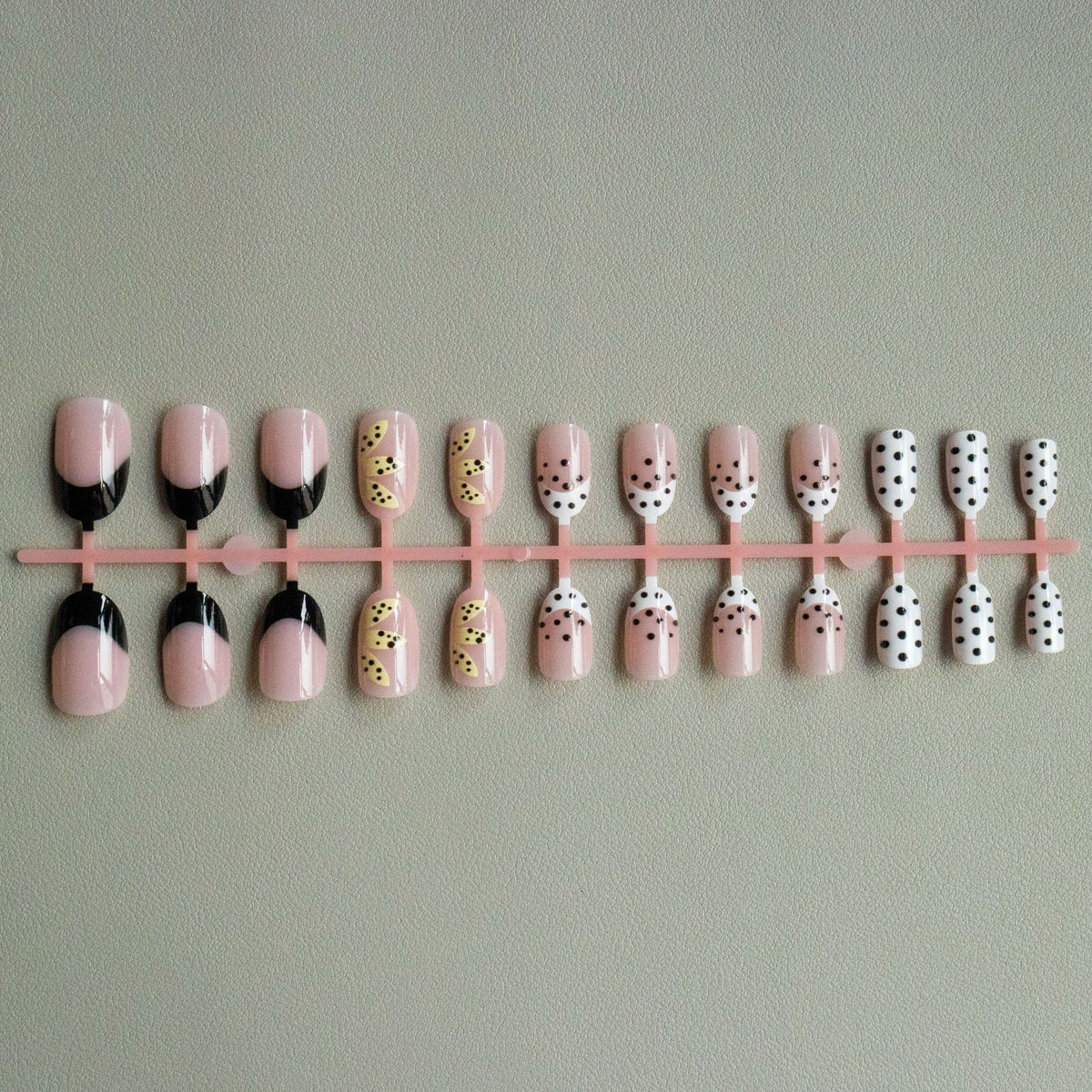 Trendy Pünktchen Nagelkunstkit