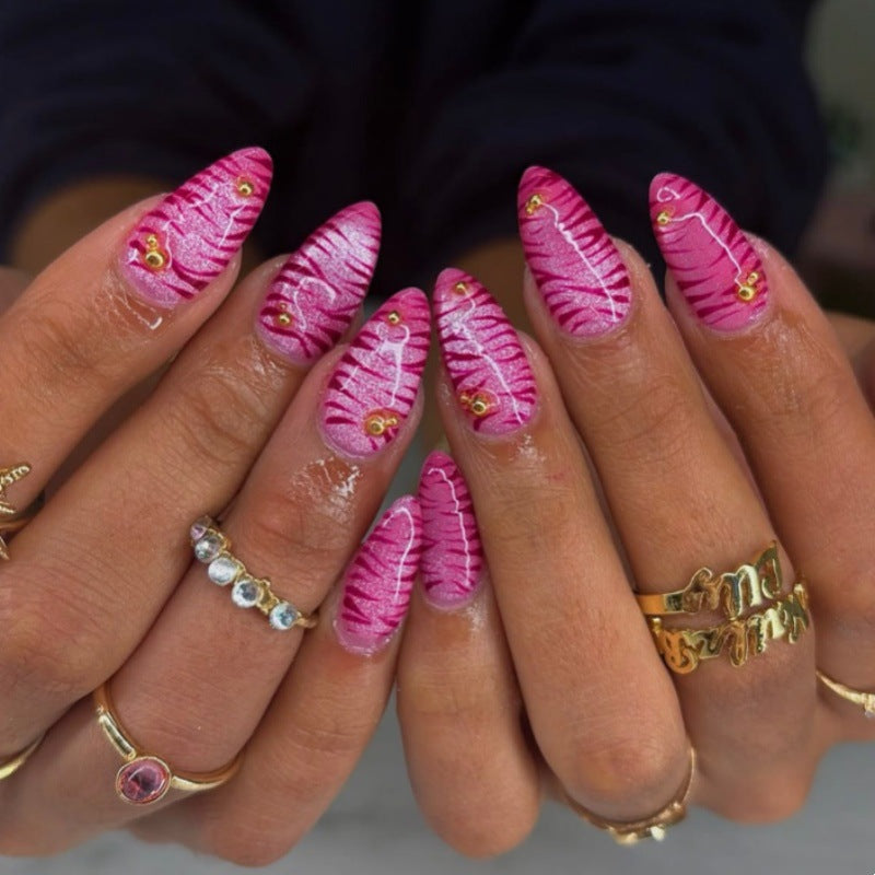 Künstlerisches Press-On-Nagelkunst-Set Brehn