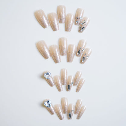 Funkelndes Strass-Kunstnagel-Set Brehn