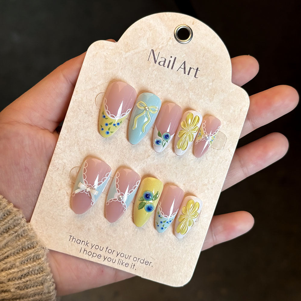 Künstlerisches dekoratives Press-on-Nagelset Brehn