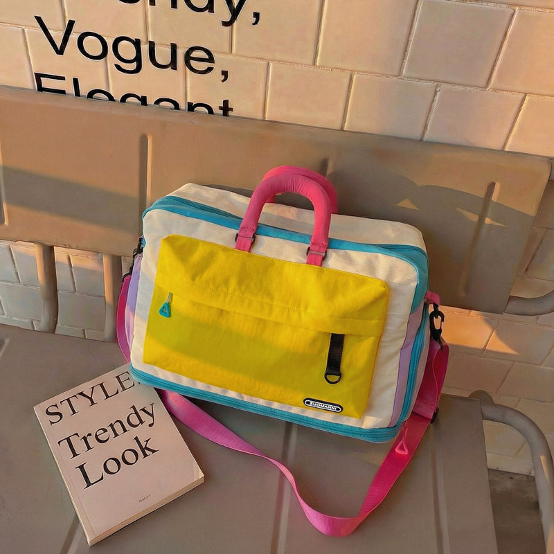 Stylische multifunktionale Reisetasche