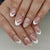 Elegante Nagelkunst mit Blütenmotiven Brehn