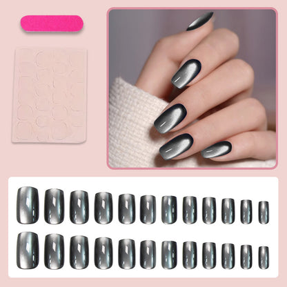 Kunstnagelset mit elegantem Ombre-Effekt Brehn