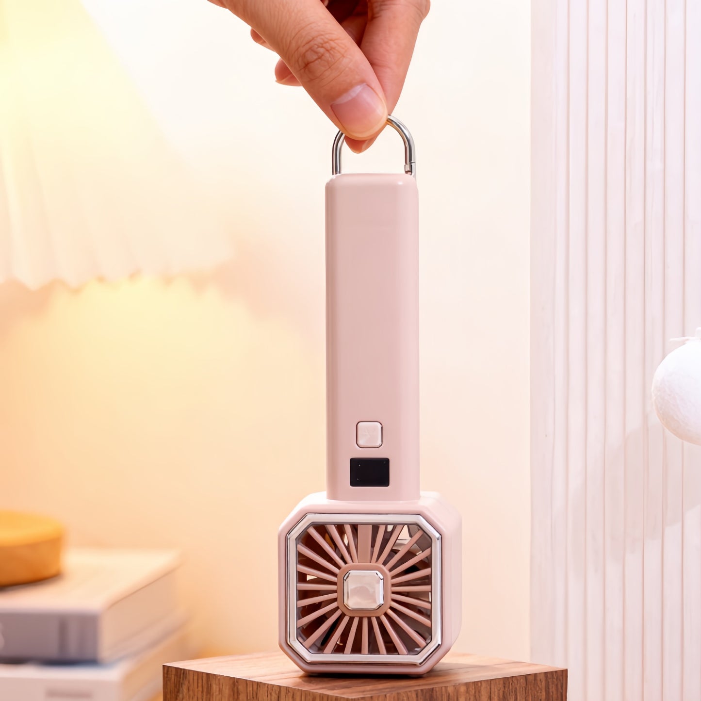 Unisex Tragbarer Handventilator mit digitaler Geschwindigkeitsanzeige Brehn
