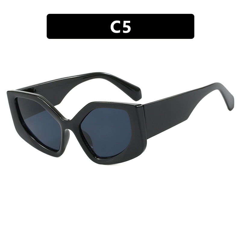 Damen auffällige Sonnenbrille mit oversized Design und modischem Farbverlauf Brehn