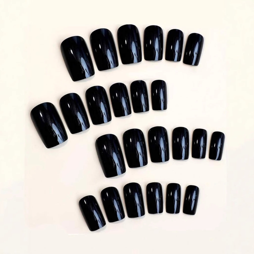 Glänzendes Kunstnagelset Brehn