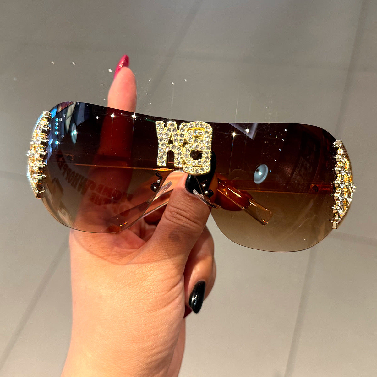 Damen modische Oversized-Sonnenbrille mit Strass-Applikationen Brehn