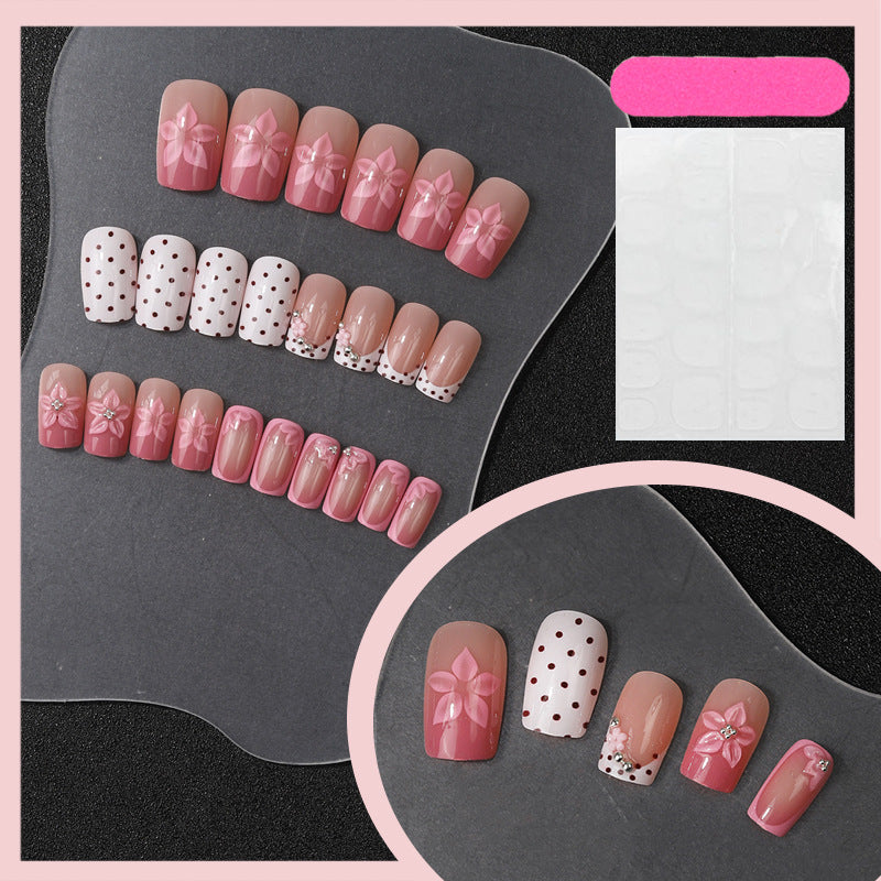 Floral Verziertes Press-On Nagelset Brehn
