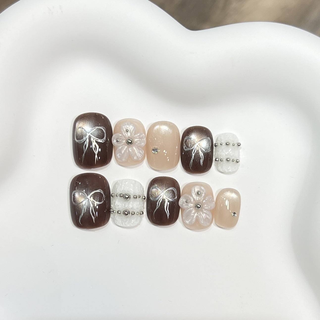 Dekorativer Nagelkunst Set Brehn