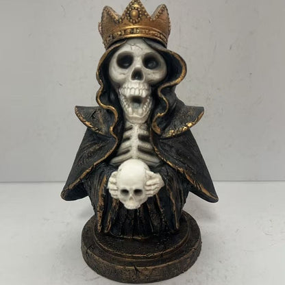 Dekorative Totenkopfstatue Brehn