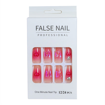 Dekorativer Press-On-Nagelset mit 3D-Akzenten Brehn