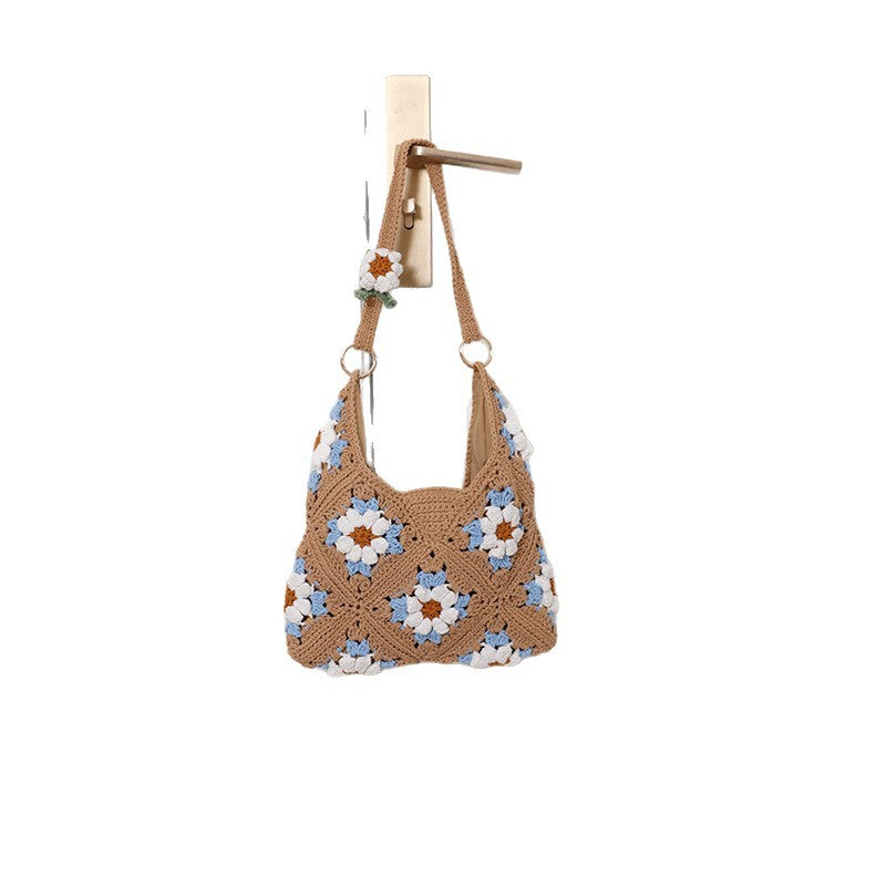 Damen Handgeknüpfte Schultertasche mit floralen Akzenten Brehn
