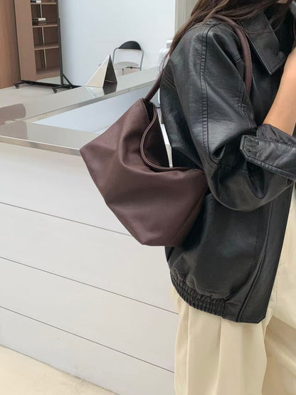 Minimalistische Leder Hobo Tasche