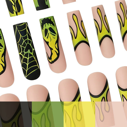 Theatrale Halloween Nagelkunst Brehn