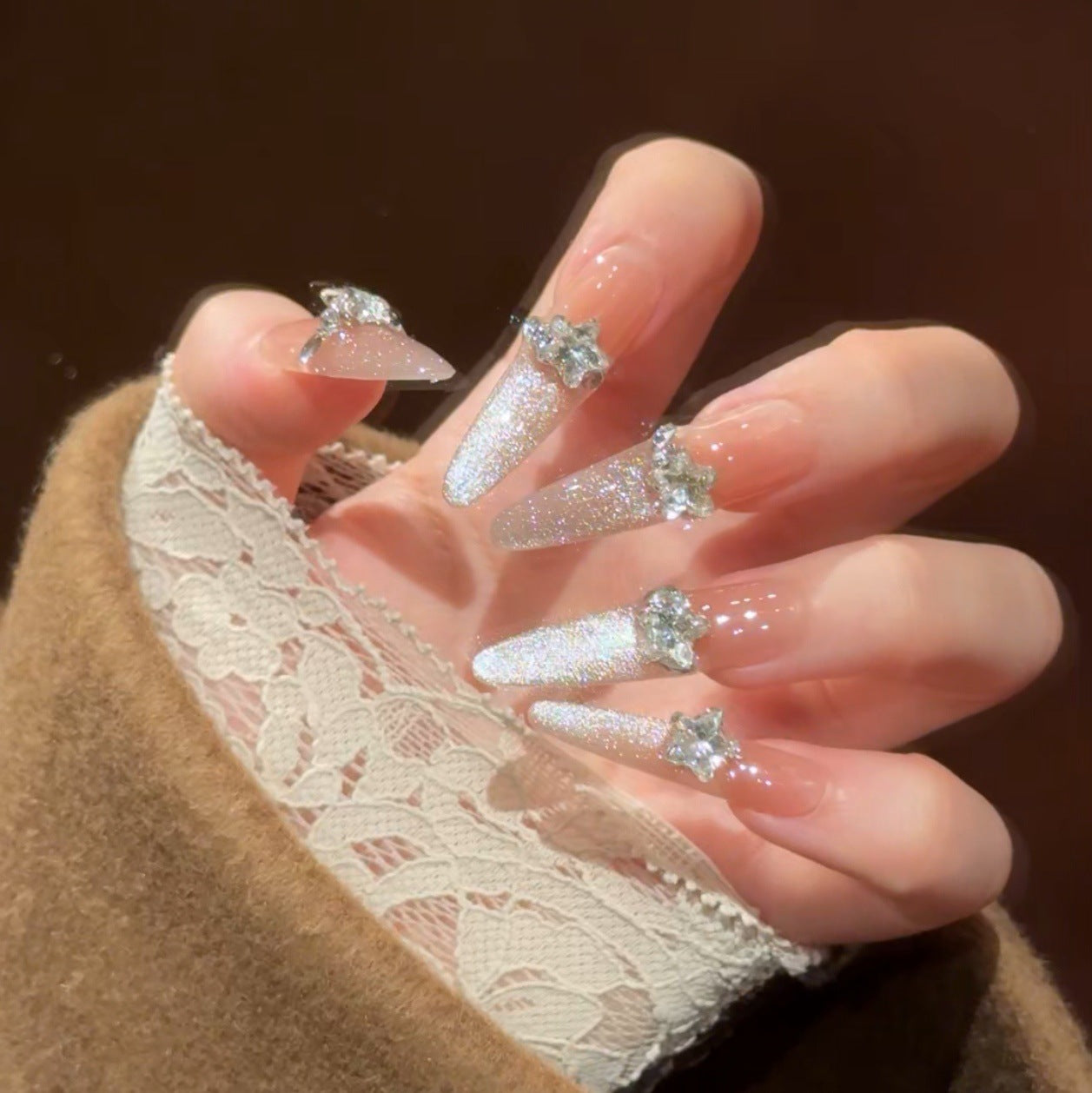 Glamouröses Acryl-Nagelset Brehn