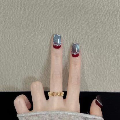 Glitzernde Strass Press-On Nagelkunst