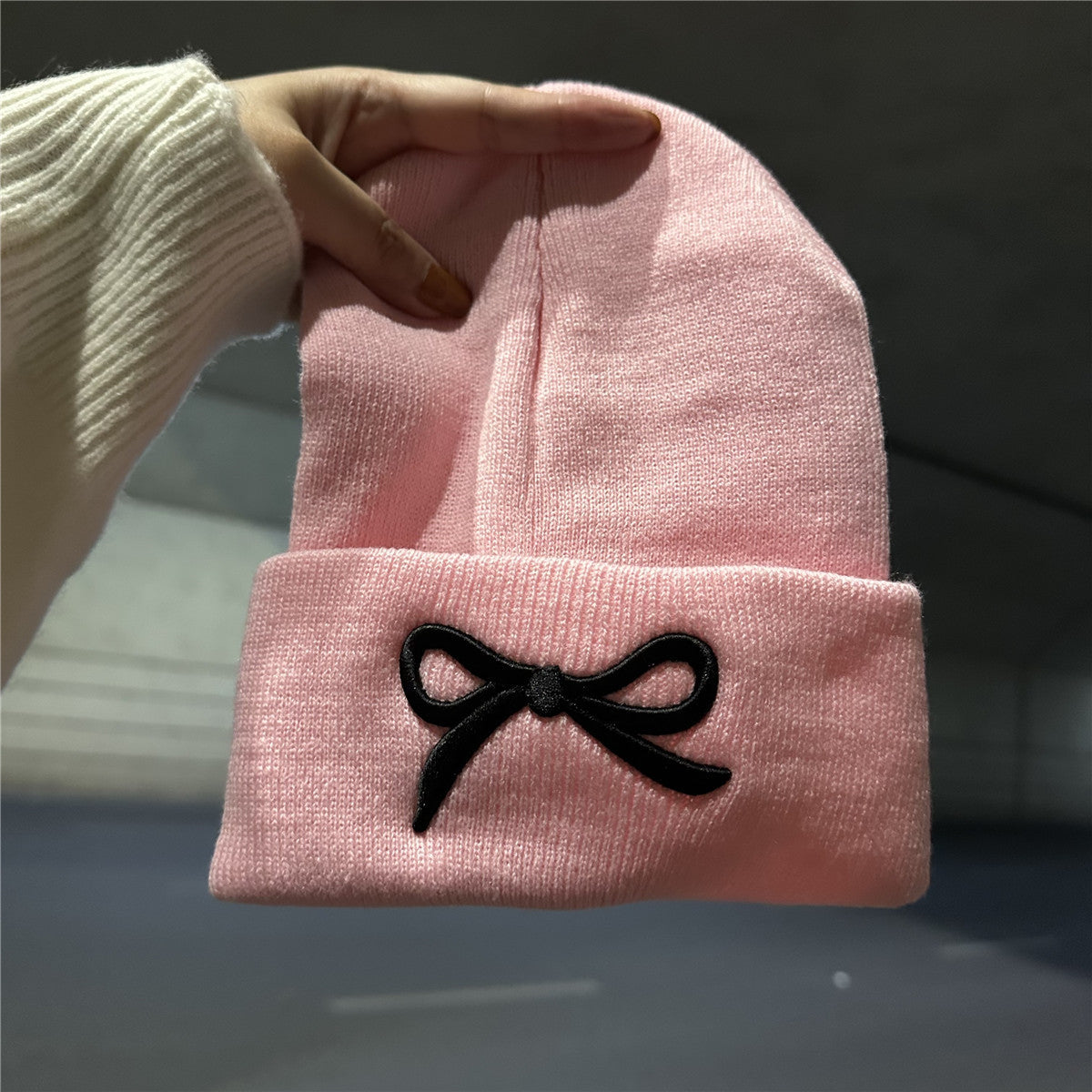 Elegante Schleifenakzent Strickmütze