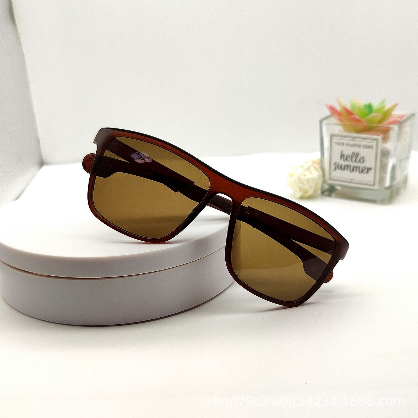 Herren stilvolle und komfortable Sport-Sonnenbrille Brehn