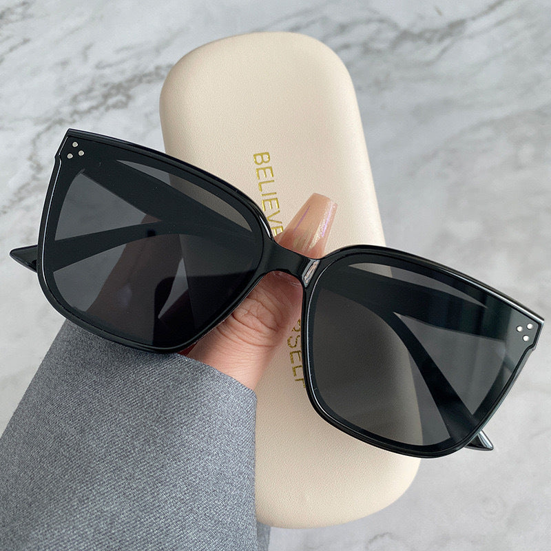 Damen modische oversized Sonnenbrille im Retro-Stil Brehn