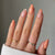 Künstliche Nagelkunst mit elegantem Blumendesign Brehn