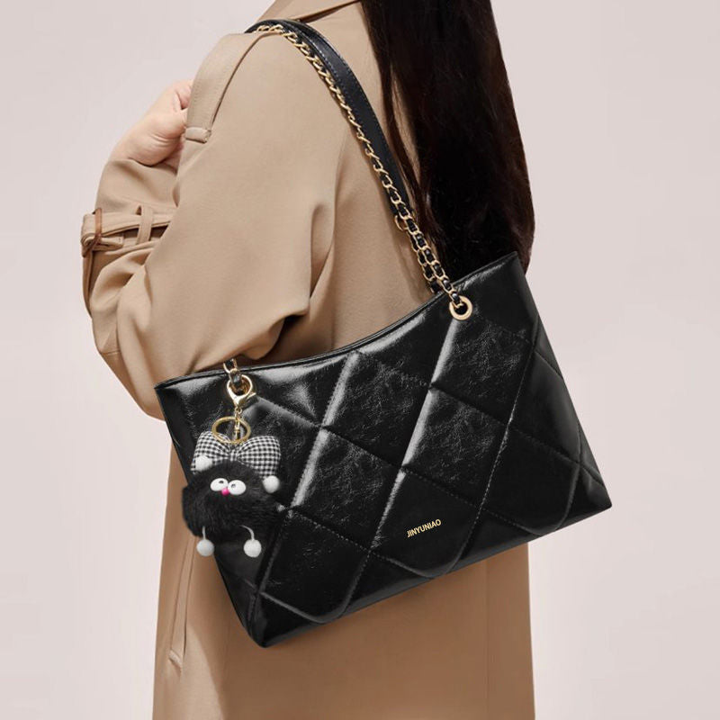 Gepolsterte Kette-Handtasche Brehn