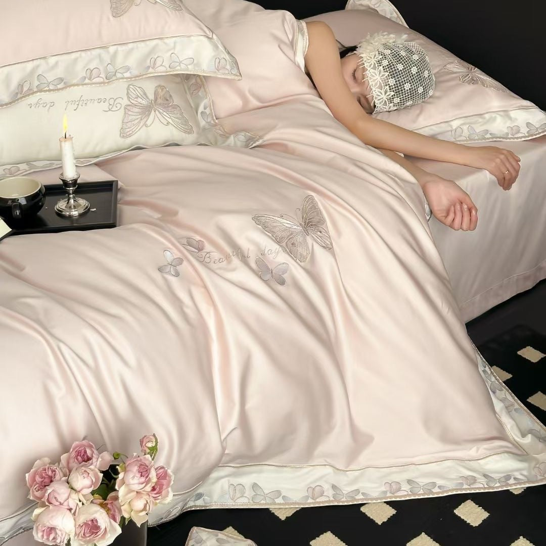 Satin-Bettwäsche-Garnitur mit besticktem Schmetterlingsmotiv und seidenmattem Finish
