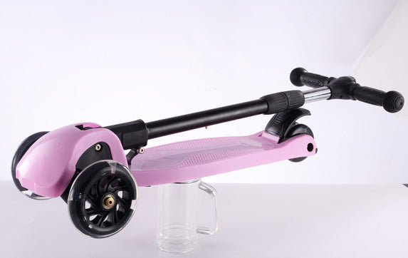 Kompakter faltbarer Kick-Scooter Brehn