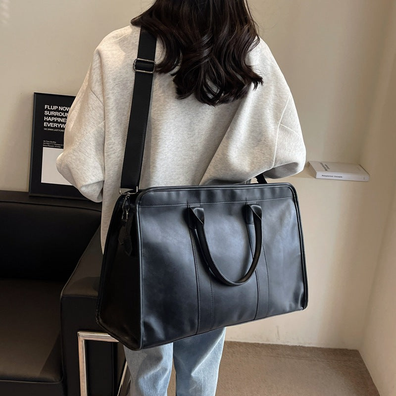 Schlanker eleganter Leder-Reiserucksack Brehn