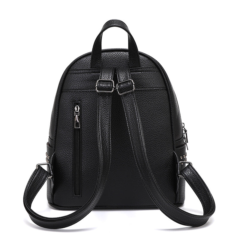 Nieten-Leder-Rucksack Brehn