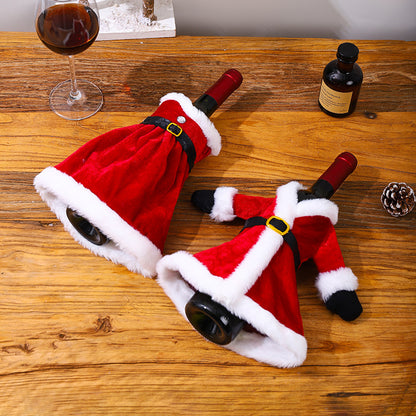 Dekorative Weinflaschenhülle im Weihnachtsmann-Look Brehn