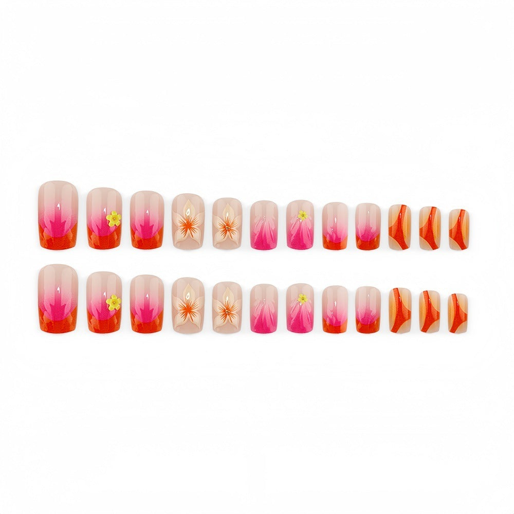 Kreatives Kunstnagelset mit floralen und Ombre-Designs Brehn