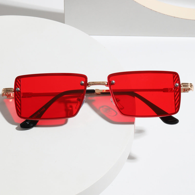Damen Elegante quadratische Sonnenbrille mit raffinierten Rahmenakzenten Brehn