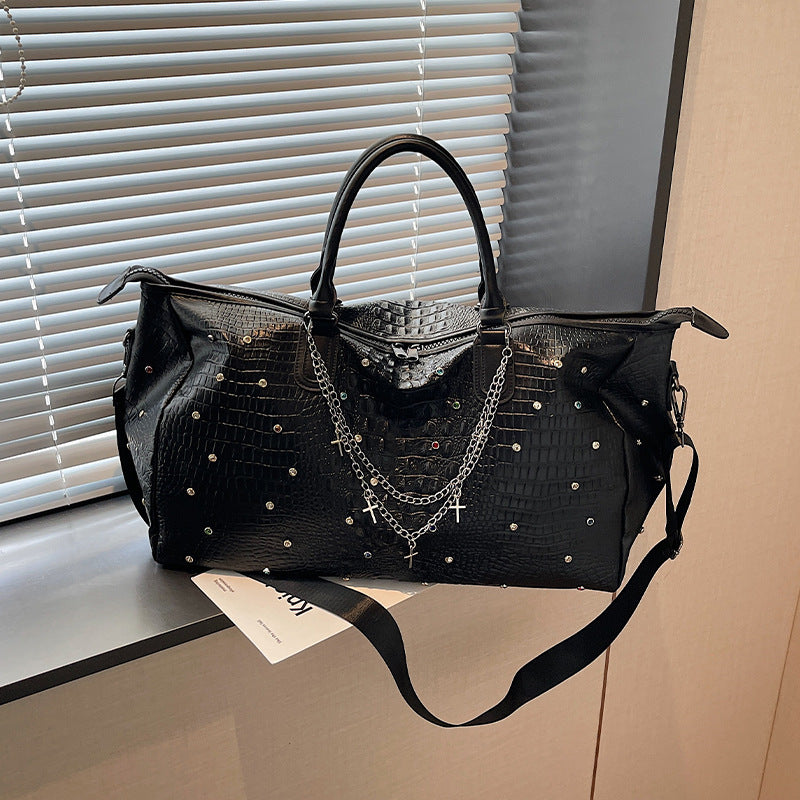 Elegante Sport- und Reisetasche Im Modernen Design Brehn